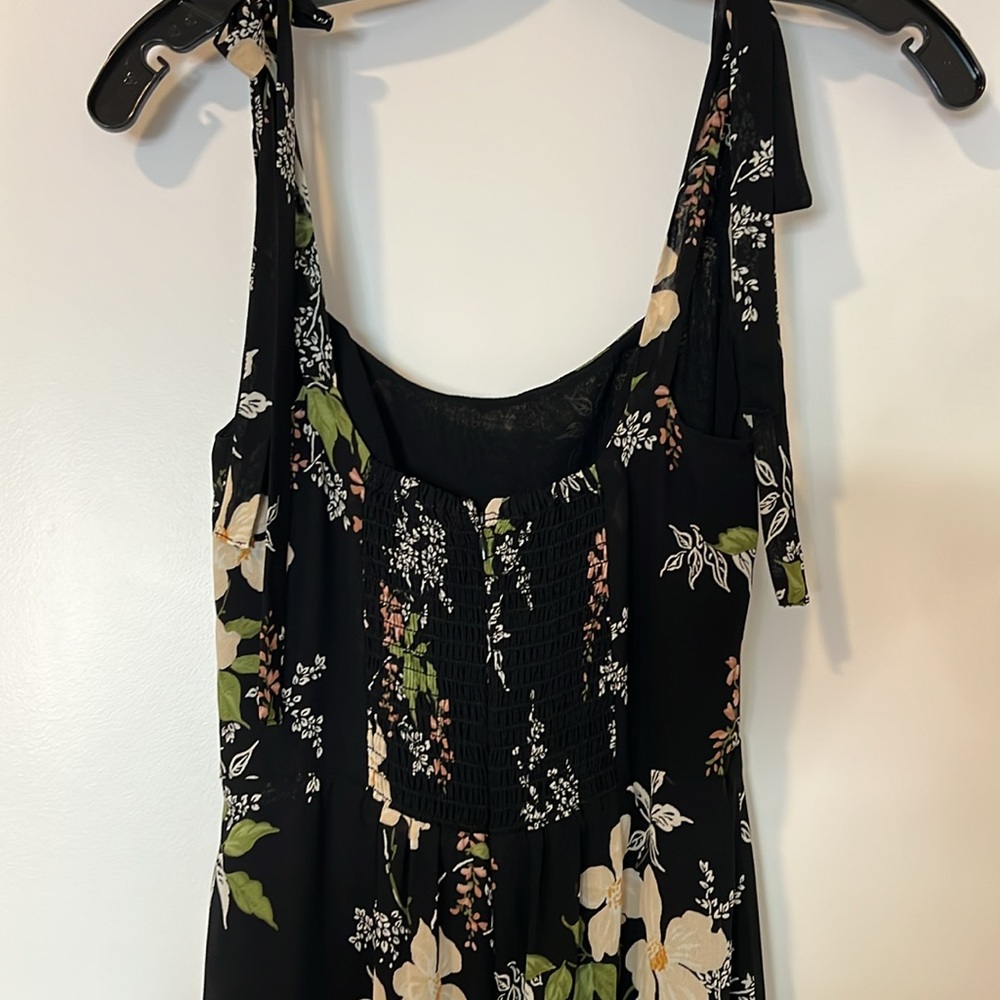 Reformation Floral Black Dress (0) - Picture 5 of 5